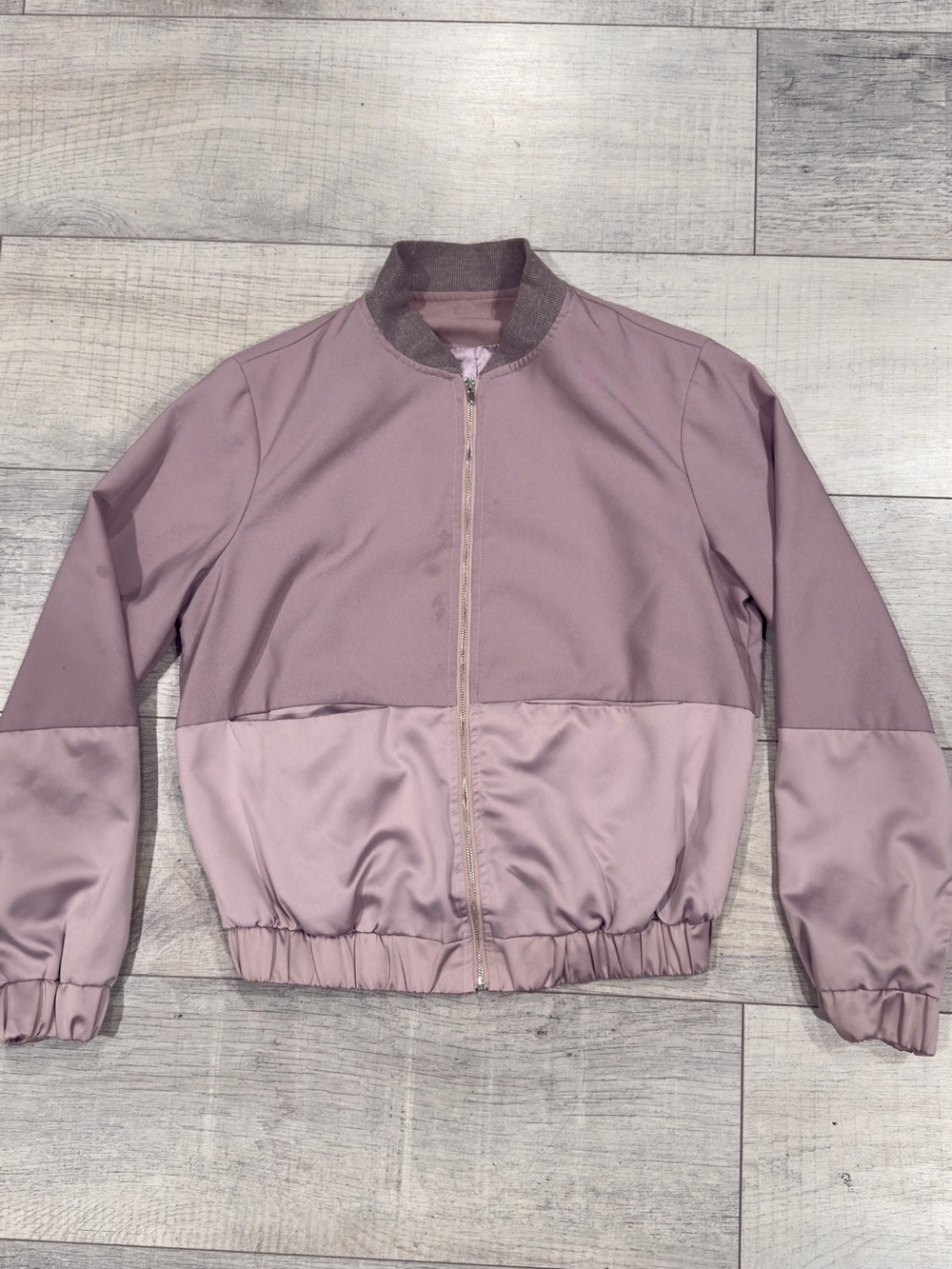 Women’s Mauve Satin Bomber Jacket – Size Medium